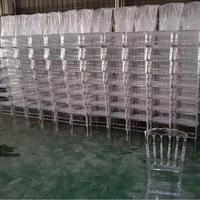 Offre Spéciale Chaise Chiavari en Résine Transparente Claire, Chaise de Mariage en Plastique Acrylique Blanc, Vente en Gros Usine de Chaises Phoenix Napoléon
