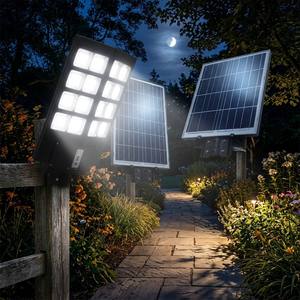 Vente en gros OEM de lampadaires solaires <span class=keywords><strong>LED</strong></span> intégrés tout-en-un pour l'extérieur, étanches IP67, 300W, 500W, 1000W, 2000W - Product Image 1