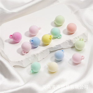 Breloques en forme de boule floquée, couleurs macaron, pendentifs ronds en peluche, accessoires DIY pour coiffures et chaînes de téléphone - Product Image 2