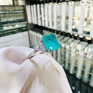 MuShan Jewelry Factory 10*10mm <span class=keywords><strong>Bague</strong></span> d'émeraude simulée pour <span class=keywords><strong>femme</strong></span> Bracelet d'émeraude en argent 925 - Product Image 3