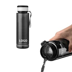 ขวดน้ำพลาสติกพิมพ์โลโก้ส่วนตัว ขนาด 1000 มล. ปลอดสาร BPA สำหรับเล่นกีฬาและกิจกรรมกลางแจ้ง - Product Image 1