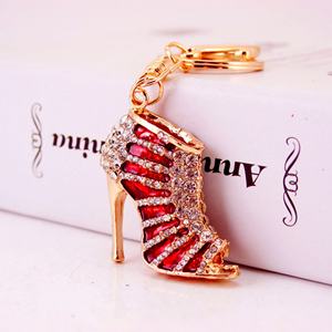 Llavero de Mujer con Diseño de Dibujos Animados, Lujoso y Exquisito, con Pedrería y Metal, para Zapatos de Tacón Alto, Venta al por Mayor - Product Image 5