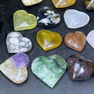 Cuori in Ametista di Alta Qualità Kindfull, Cristalli Misti per Guarigione Spirituale, Pietre <span class=keywords><strong>a</strong></span> Forma di Luna per Decorazione - Product Image 4