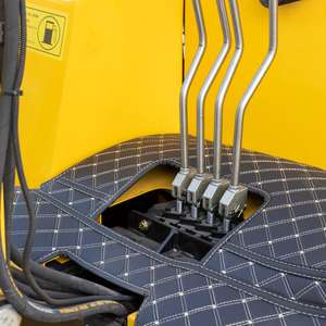 Miniexcavadora de 1.5T Fácil de Usar que Ofrece Movimiento Suave y Alta Productividad - Product Image 6