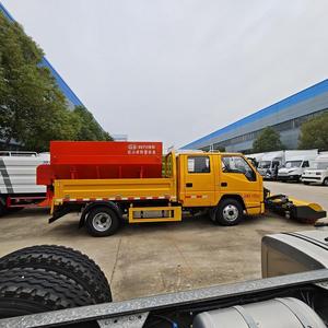 JMC Certifié Jaune, Camion 3-en-1 multifonction (déneigeur, dégivreur, balayeuse) avec moteur d'occasion, Garantie 5 ans - Product Image 5
