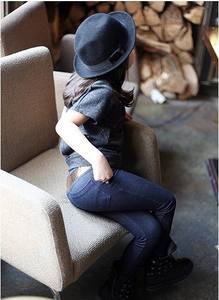 ขายส่งเสื้อผ้าเด็กออนไลน์ กางเกงยีนส์ลำลองสำหรับเด็กผู้หญิง แต่งเลื่อมที่กระเป๋า จากประเทศจีน - Product Image 5