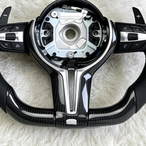 Volant en fibre de carbone pour BMW 1, 3, 5, 7 Series F10 F15 E70 X6 F16 E71 X1 E84 F20 F22 F30 F32 F36 F90 F40 F80 E70 E92 F34 F21 - Product Image 3