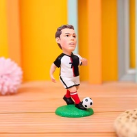 Statue de Bobblehead de joueur d'équipe de football-Figurine hochant la tête à la main, cadeau de souvenirs de sport pour décor de ventilateur de bureau d'étagère