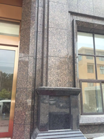 Dalles de granit brun Baltique poli de luxe pour revêtement mural extérieur, façade de bâtiment, plan de travail de cuisine – Prix usine