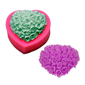 Molde de silicona DIY ecológico de 4 cavidades con forma de corazón, rosa y flor para hacer jabón, loción, bombas de baño y velas. - Product Image 1