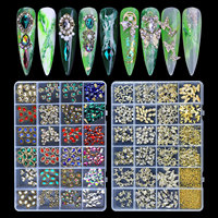Vente en gros 24 grilles mixtes cristal strass noeuds papillon alliage 3D rétro Nail Art plat verre irrégulier forets bricolage Chrome coeurs ensembles