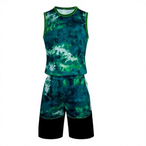 Ensemble de maillot de basket sublimé pour homme, vert tie-dye, débardeur sans manches avec short à taille élastique, évacuation de l'humidité, athlétique. - Product Image 1