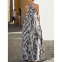 Robe longue maxi pour femme à rayures diagonales, col halter croisé, sans manches, ample et fluide, avec poches, idéale pour les vacances