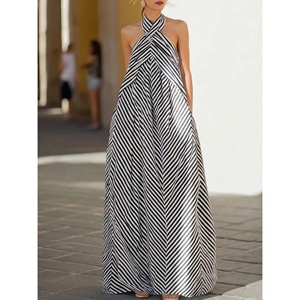 Robe longue maxi pour femme à rayures diagonales, col halter croisé, sans manches, ample et fluide, avec poches, idéale pour les vacances - Product Image 4