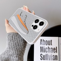 Coque de téléphone en silicone au design de dessin animé 3D créatif pour iPhone 17 16 15 14 13 Pro Max 12 11 Plus, étui amusant avec sac OPP