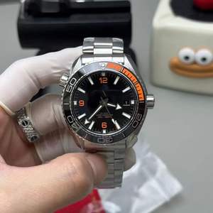 Reloj Deportivo Personalizado de Alta Calidad, Resistente al Agua 3BAR, con Manecillas Luminosas, Cristal de Zafiro, Acero Inoxidable, Automático - Product Image 2