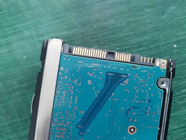 hard disk 872481-B21 872738-001 876939-0011.8TB 12GB SAS 10K 2.5 inch HDD server hard drive