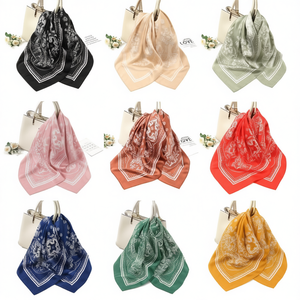 Écharpe carrée A+ Cashew Flower 70x70 cm en polyester, accessoire de mode multifonctionnel pour femme - Product Image 1