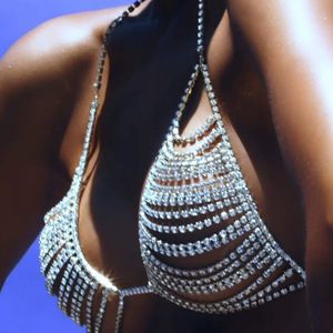 ลดราคาสุดฮอต สินค้าขายดีในยุโรปและอเมริกา เสื้อเซ็กซี่ สายคล้องคอแบบมันวาว <span class=keywords><strong>สร้อย</strong></span>คอประดับตัว สายรัดตัวแบบผูกคอ - Product Image 1