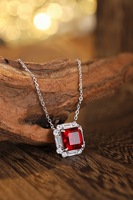 Collier personnalisé en gros de bijoux de mode en laboratoire avec rubis en argent sterling 925 collier avec pendentif en rubis rouge pour femmes