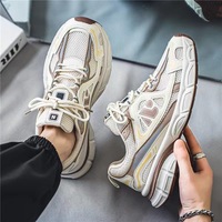Chaussures de course en mesh pour hommes - Baskets respirantes pour adolescents, style décontracté et tendance pour papa