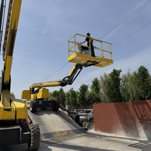 חם מכירה 28 מ 'פלטפורמה אווירית חשמלית מרים ישר זרוע עבודה אווירית בום מעליות - Product Image 4
