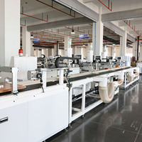 Machine de production entièrement automatique pour le façonnage des bords de plateaux à gâteaux, de tampons, de tapis circulaires et de bords carrés ou ronds