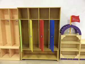 <span class=keywords><strong>Armadio</strong></span> in Legno su Misura per Asilo Nido e Scuola Materna, Libreria per Scuola, Guardaroba per Vestiti e Scarpe dei Bambini - Product Image 5