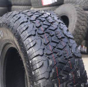 ยางเรเดียลแบบไม่มียางใน สำหรับทุกฤดู ทุกสภาพถนน รุ่นใหม่ LCH T-REX 245/70R16 107R สำหรับรถ SUV และรถกระบะ พร้อมการรับประกัน 1 ปี - Product Image 1