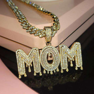 Collar con Colgante de Moissanita Brillante con Brillo Radiante, Diseño Sofisticado y Atemporal, Perfecto para Regalar a Damas de Honor o para Uso Diario - Product Image 5