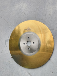 Hoja de sierra circular de acero de alta velocidad HSS con revestimiento de TiN dorado para cortar tubos de acero y tuberías de hierro, dientes y diámetro personalizados - Product Image 4