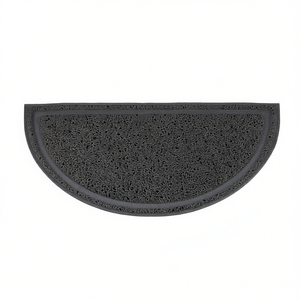 Tappetino semicircolare in PVC 41 x 25 cm antracite per lettiera per gatti - Product Image 2