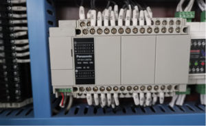 MSHQJ-<span class=keywords><strong>A4</strong></span> completamente automatica carta rotoli di rivestimento macchina <span class=keywords><strong>A4</strong></span> imballaggio linea di produzione ad alta velocità con quattro bobine prezzo - Product Image 4