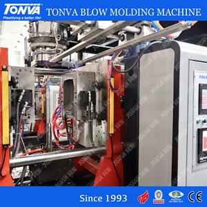 Conteneur de cruche à <span class=keywords><strong>essence</strong></span> en plastique 30ltr faisant la machine de moulage par soufflage - Product Image 3