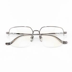 Gafas de seguridad clásicas de Guangdong al por mayor para presbicia, protección ocular, para hombres y mujeres, para correr, con diseño de oso, personalizables en línea. - Product Image 2