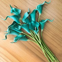Vente de gros Fleurs artificielles de décoration de lys calla fleurs artificielles de lys calla