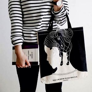 Bolsa de Compras de Lona Personalizada de Primera Calidad con Estampado de Flores Vintage para Mujer - Product Image 3
