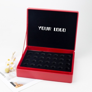 Boîte de rangement <span class=keywords><strong>en</strong></span> cuir et <span class=keywords><strong>bois</strong></span> de style rétro personnalisée <span class=keywords><strong>avec</strong></span> <span class=keywords><strong>serrure</strong></span> pour protéger les articles <span class=keywords><strong>en</strong></span> verre, les bijoux et les ensembles de parfums, logo personnalisé - Product Image 3