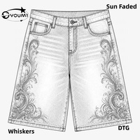 Shorts en jean YOUMI sur mesure, coupe oversize, délavage vintage, effet usé, imprimé DTG, style streetwear, jorts amples et baggy, hip-hop