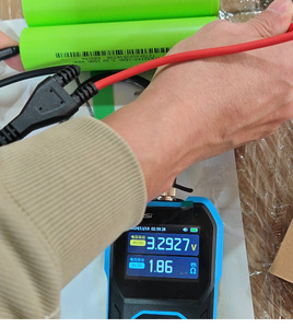 2000 chu kỳ hình trụ 3.2V LiFePO4 di động 15ah 32140 LiFePO4 <span class=keywords><strong>Lithium</strong></span> sắt Phosphate có thể sạc lại 3.2V 1500mAh - Product Image 5