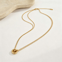 Collier double couche doré pour femme en acier inoxydable avec pendentif cercle entrelacé pour usage quotidien, fêtes et mariages