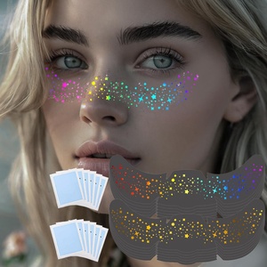 สติกเกอร์ติดหน้าลายกระแบบเมทัลลิกสีแดงกลิตเตอร์  ลายจุดสักชั่วคราวสำหรับแต่งหน้าในงานเทศกาล ปลอดภัย ไม่เป็นพิษ - Product Image 1