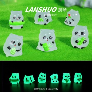 Figurine de panda en bambou 3D phosphorescente, modèle de jouet de dessin animé, produit fini, de la série Rainbow Candy Diy Creative Studio - Product Image 1