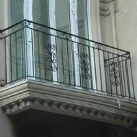 Balustrade en fer forgé noir au design traditionnel américain DB pour terrasse ou escalier de maison