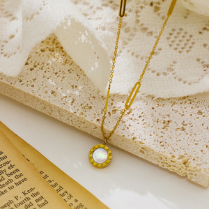 Collar XIXI con Colgante de Acero Inoxidable Chapado <span class=keywords><strong>en</strong></span> Oro de 18k y Doble Cara con Números <span class=keywords><strong>Romanos</strong></span> y Carcasa Acrílica Blanca, Joyería de Moda para Mujer - Product Image 5