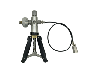 Pompe hydraulique manuelle pour l'étalonnage des jauges 0-7 bar MK-S501 - Product Image 3