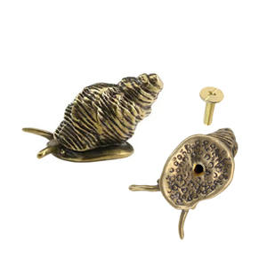 درج حلزونجي مغلق مقبض خزانة حلزنية عتيق من النحاس الأصفر - Product Image 1