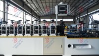Máquina Perfiladora de Rodillos FORJEN de Precisión Controlada por PLC con Motor y Engranajes para Perfiles de Cartón Plano Tipo C/U