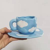 Ensemble tasse à café et soucoupe en céramique, style rétro luxueux, motif floral, avec broche décorative, qualité garantie à 100% pour la rétrodiffusion