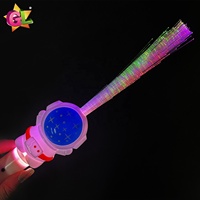 Produit Tendance 2026 : Baguette Lumineuse Astronaute à Fibre Optique avec Jouet Navette Spatiale en Plastique, Jouets Lumineux LED pour Filles 2026